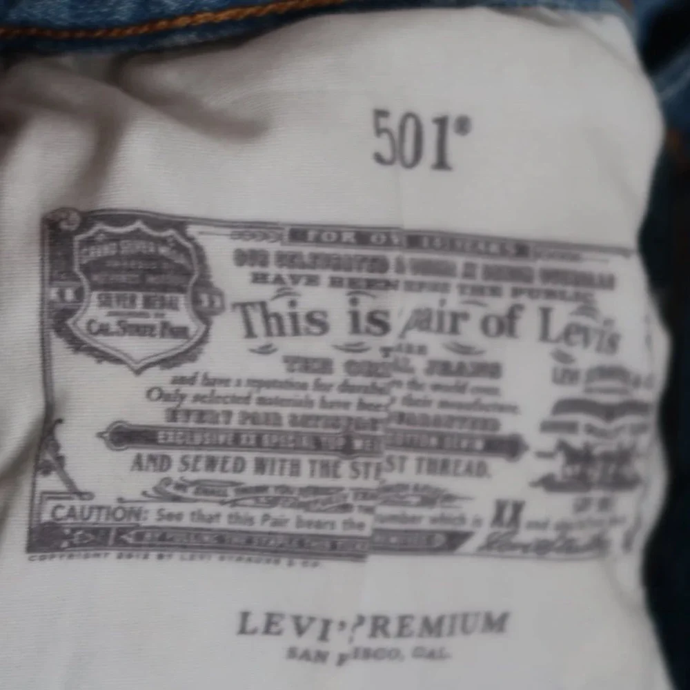 Levis excellent pre